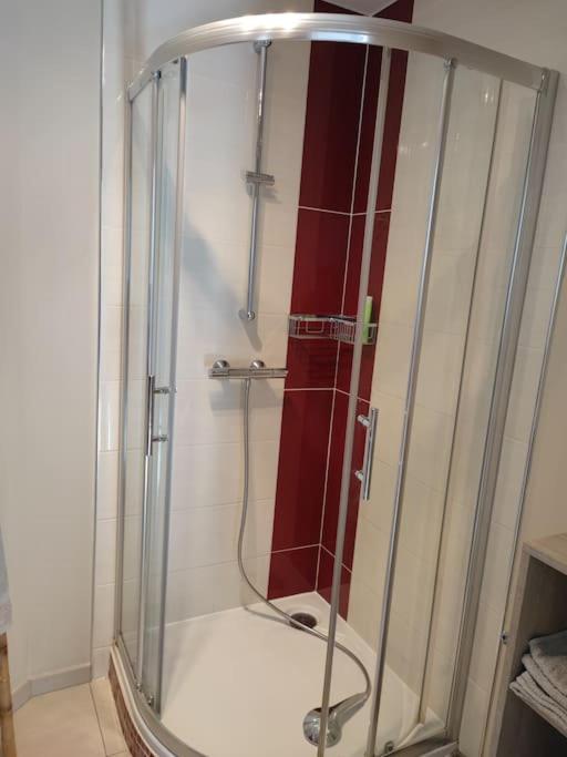 Apartament Charmant 2 Pieces A Aubenas 2Etoiles Zewnętrze zdjęcie