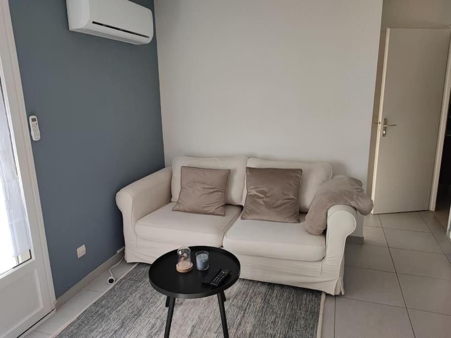 Apartament Charmant 2 Pieces A Aubenas 2Etoiles Zewnętrze zdjęcie
